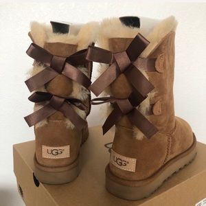 UGG Bailey Bow II